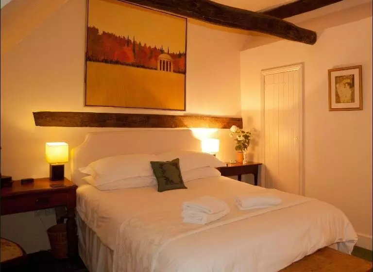 The Old Stables B&b