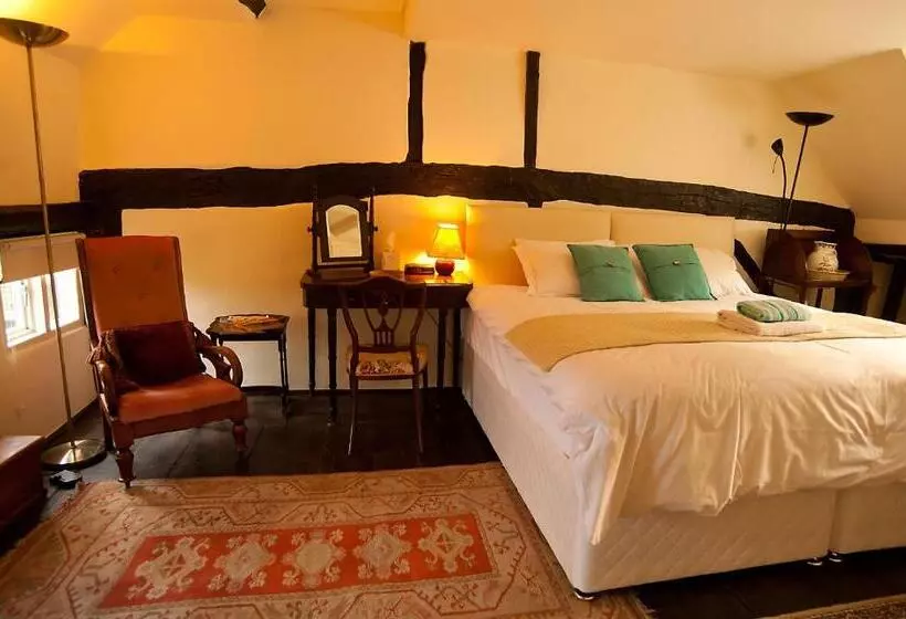 The Old Stables B&b
