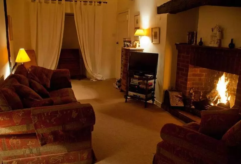 The Old Stables B&b
