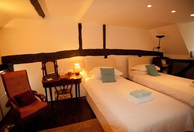 The Old Stables B&b