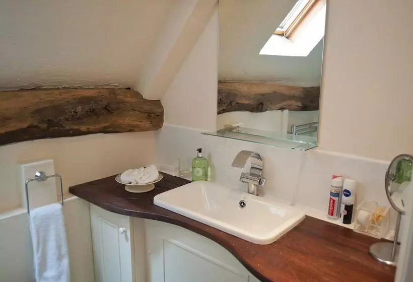 The Old Stables B&b