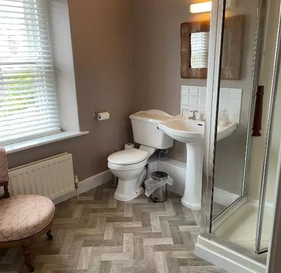 Thropton Demesne Farmhouse B&b