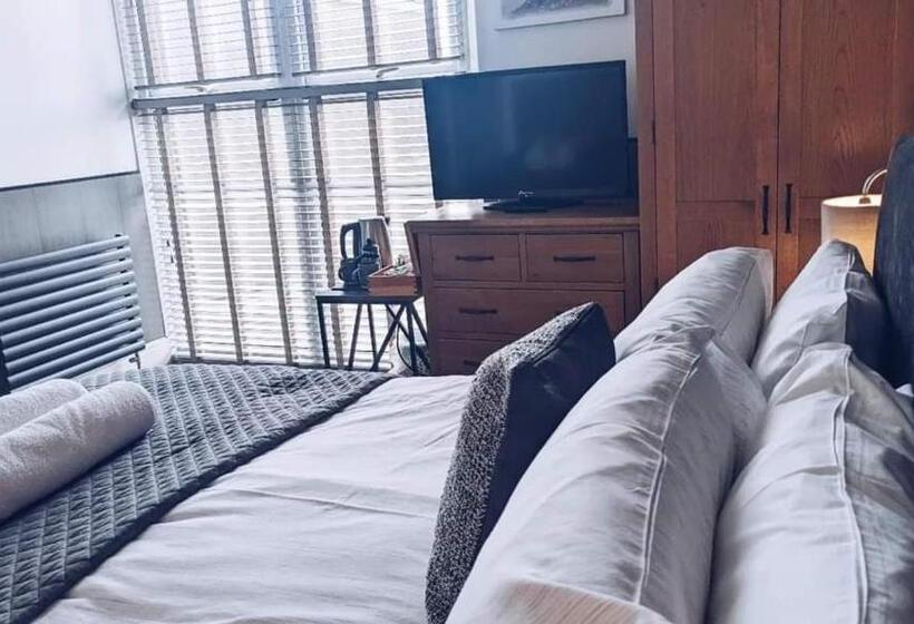 住宿加早餐  Croyland Guest House