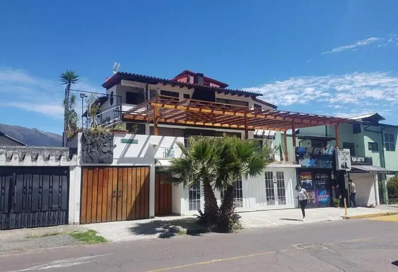 Bed And Breakfast La Uvilla