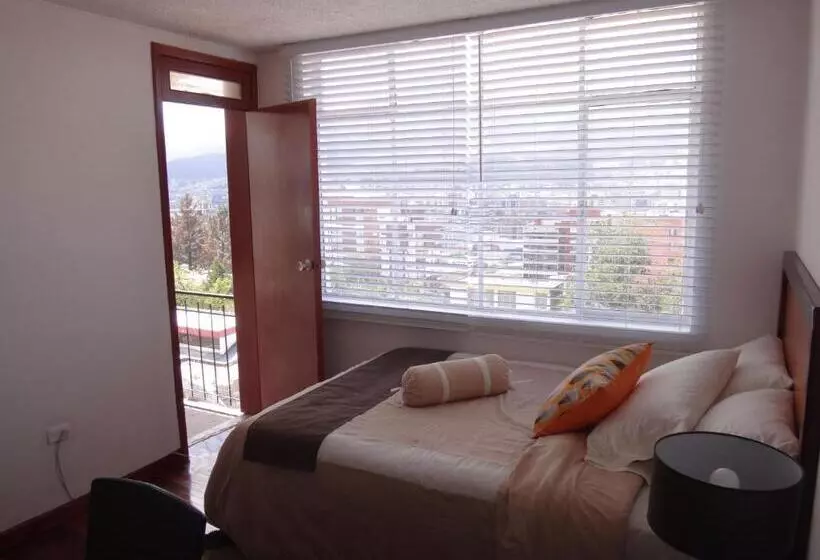 Bed And Breakfast La Uvilla