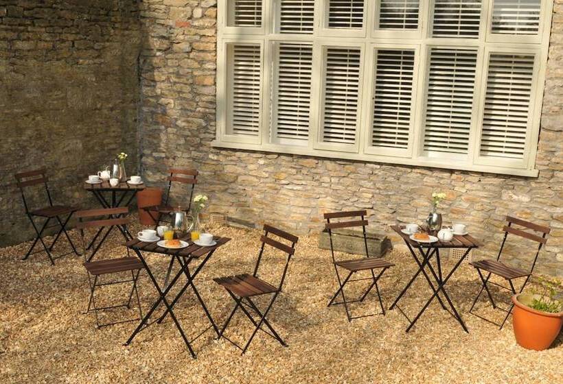 مبيت وإفطار Old Parsonage House