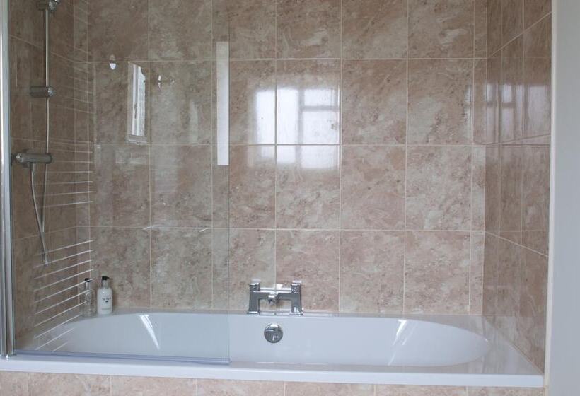 مبيت وإفطار Old Parsonage House