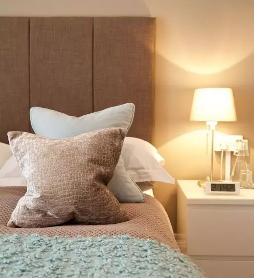 تختخواب و صبحانه Pitcullen Guest House