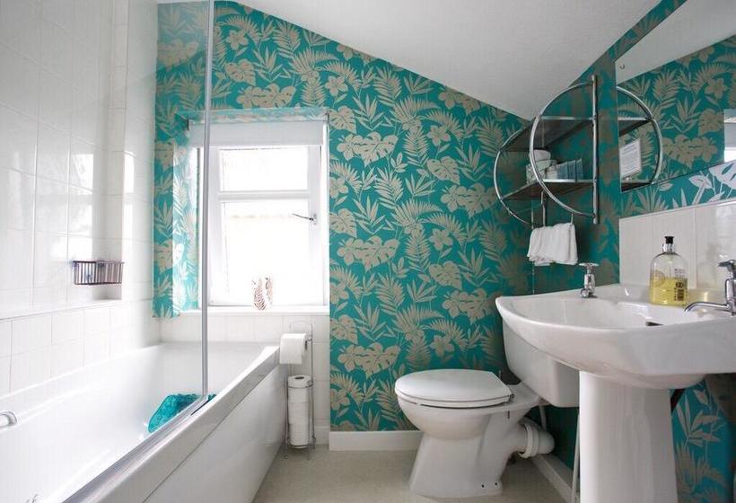 צימר Pitcullen Guest House