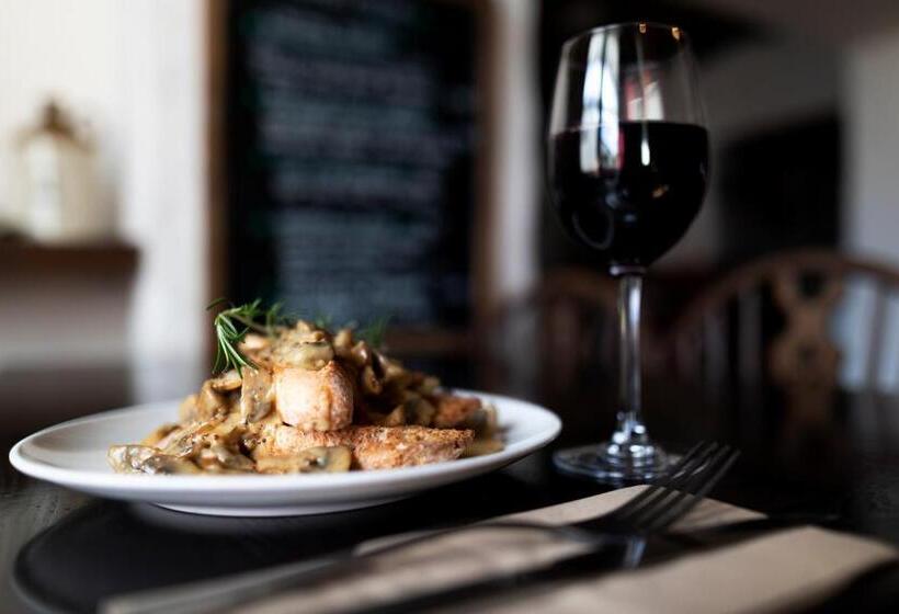 Nocleg ze śniadaniem The Fox And Goose