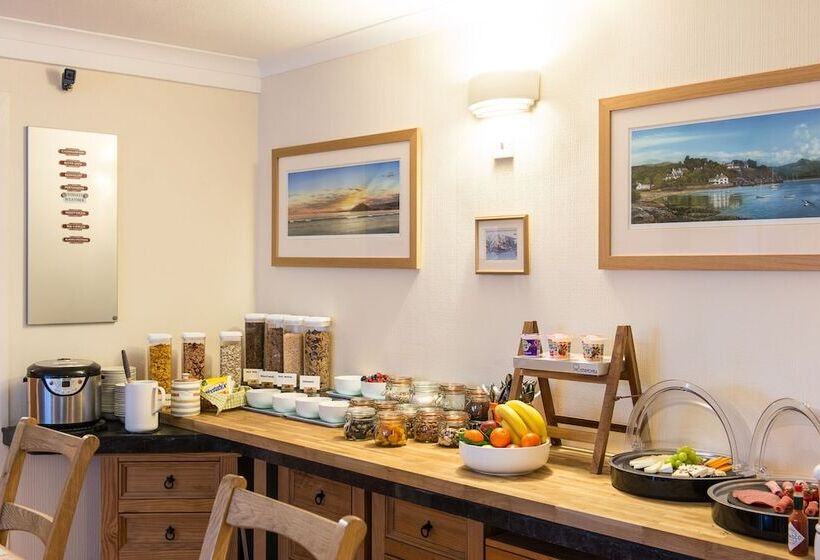 Bed and Breakfast Tudor Lodge