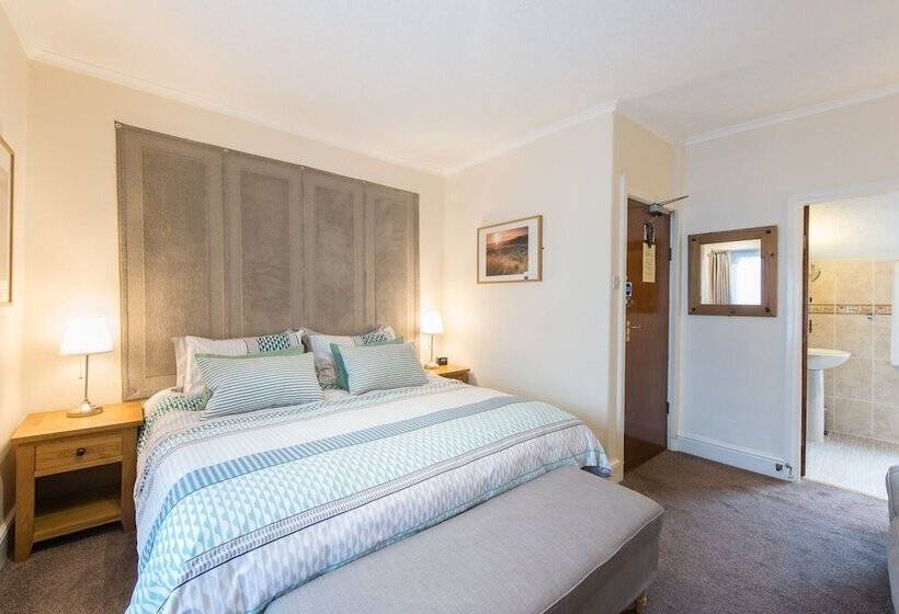 Bed and Breakfast Tudor Lodge