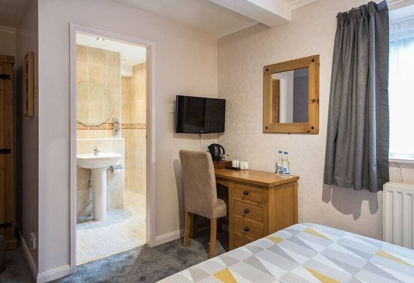 Bed and Breakfast Tudor Lodge