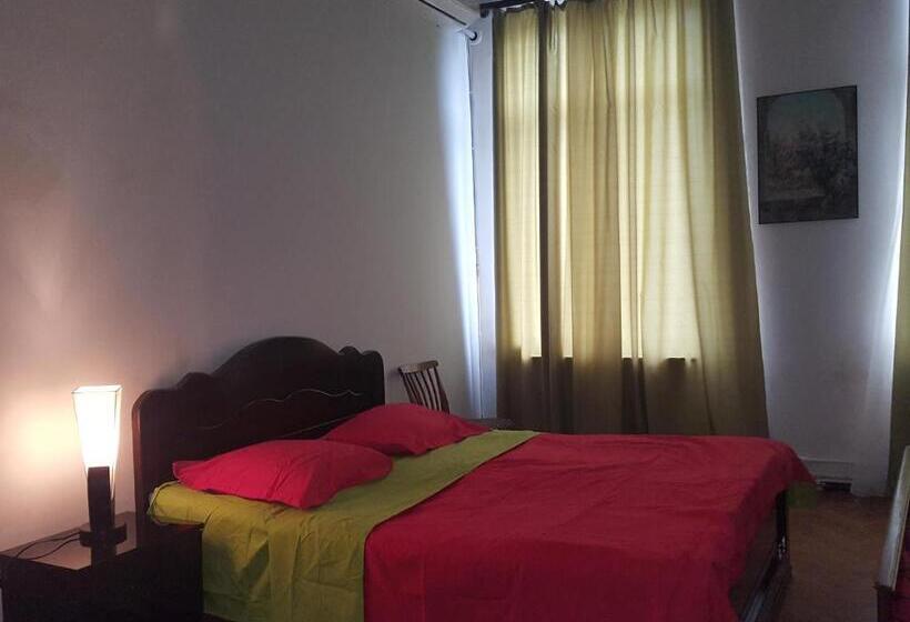 Hostel Mana Kutaisi