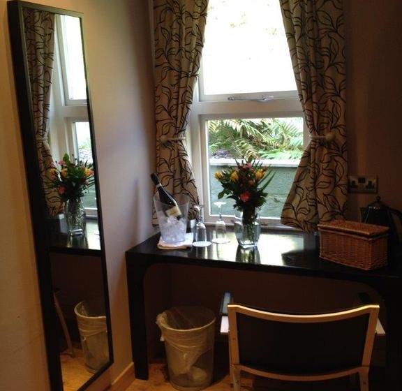 Hotel Auld Mill House