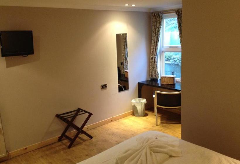 Hotel Auld Mill House