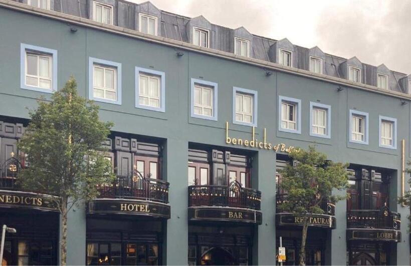 فندق Benedicts