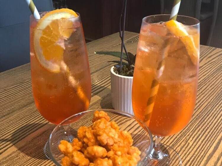 فندق Eckington Manor