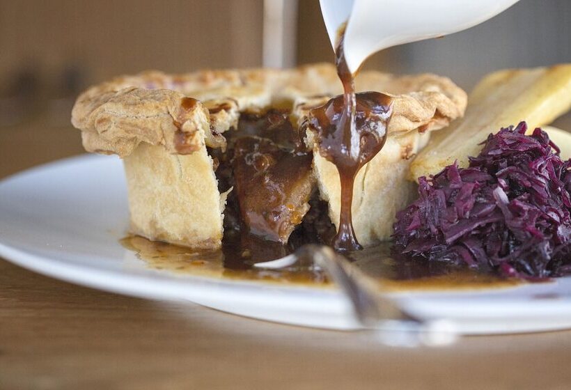 فندق Eckington Manor