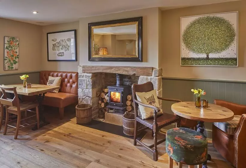 Hotelli Full Moon Inn Rudge