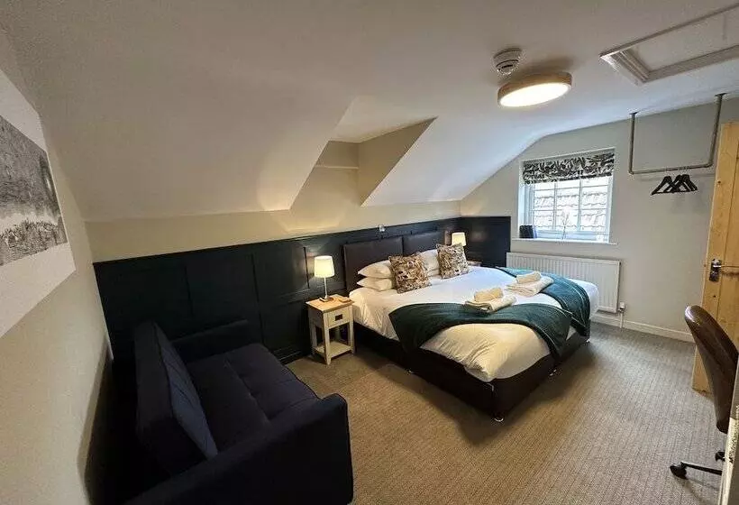 Hotelli Full Moon Inn Rudge