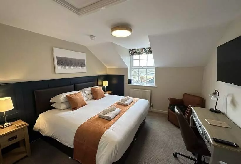 Hotelli Full Moon Inn Rudge