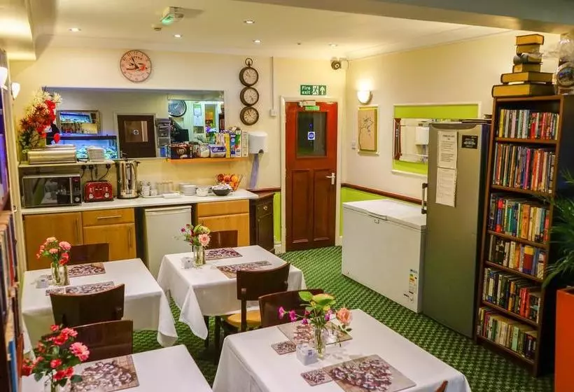 Hotelli Heathrow Palace