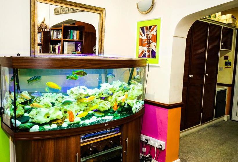 Hotel Heathrow Palace