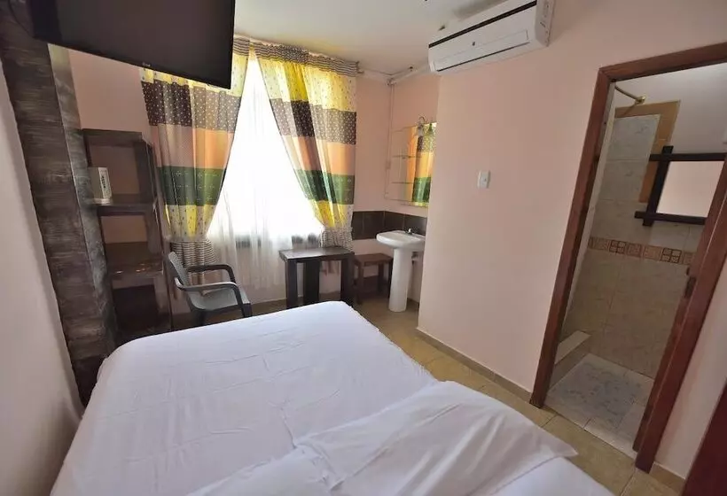 Hotel La Barca
