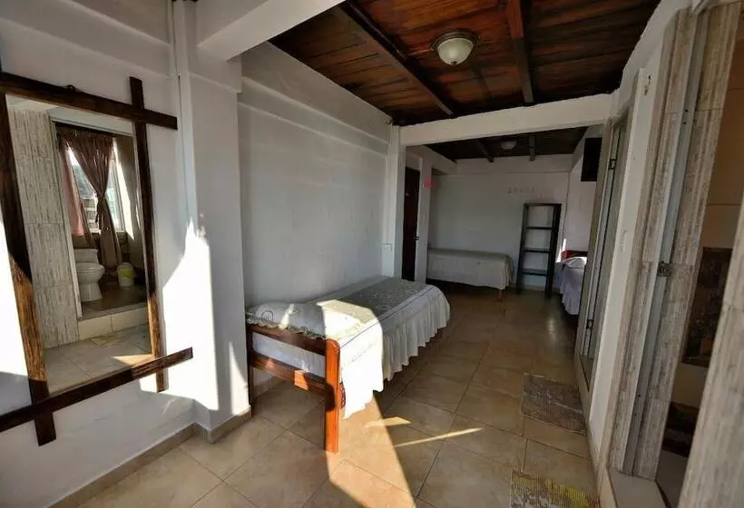 Hotel La Barca