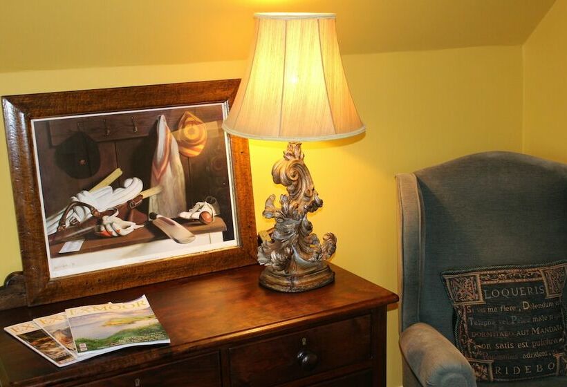 هتل Marston Lodge