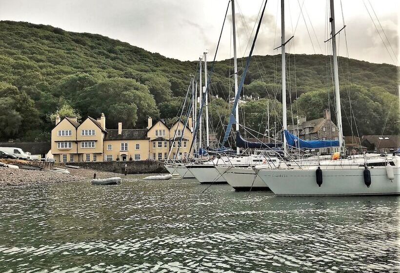 هتل Marston Lodge