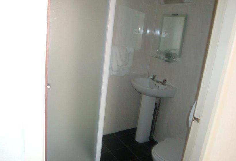 فندق Monterey Beach