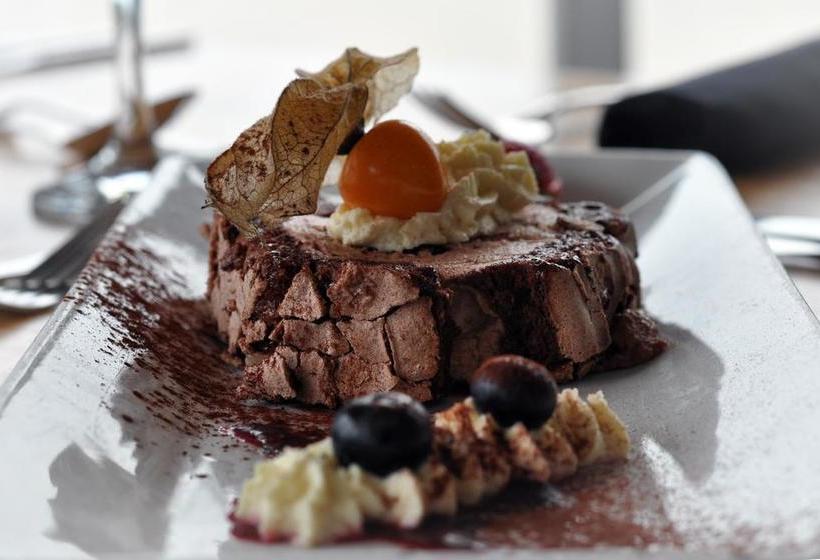 בית מלון כפרי Newport Links Golf Club , Pembrokeshire