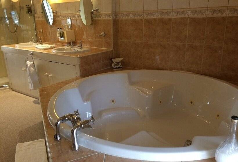 ホテル Old White Hart