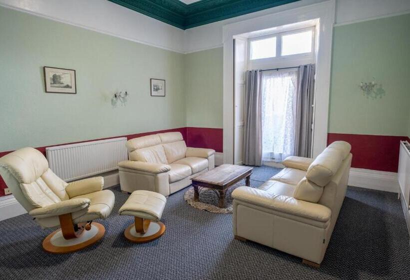 בית מלון כפרי Royal Lion