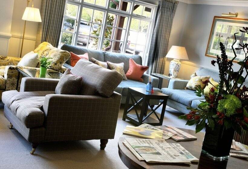 ホテル The Bell Inn