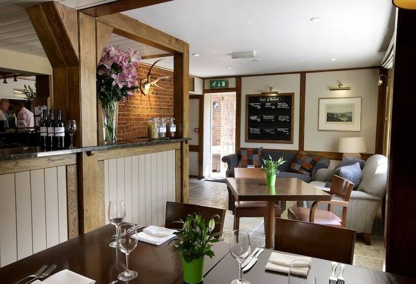 ホテル The Bell Inn