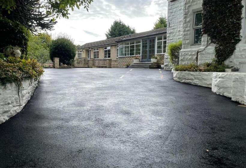 Mansfield Lodge Hotel Ltd