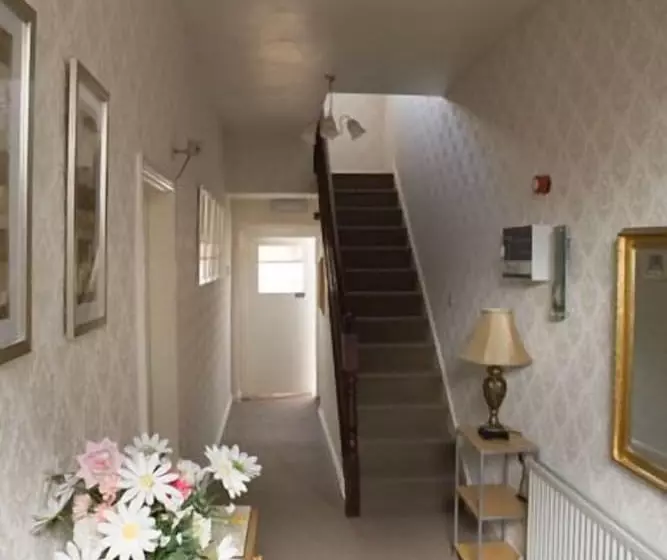 Oak House B&b