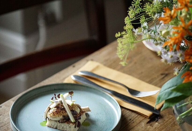 هتل Penally Abbey