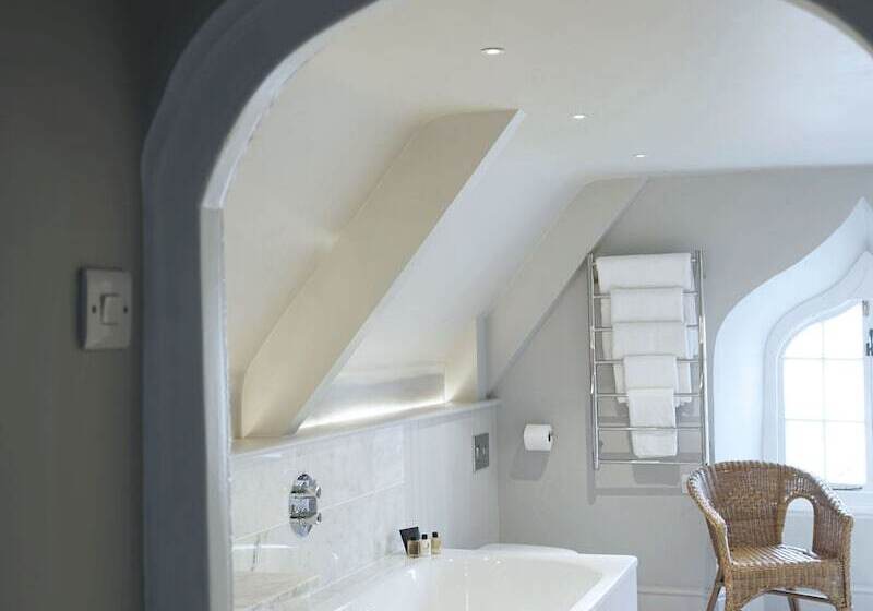 هتل Penally Abbey