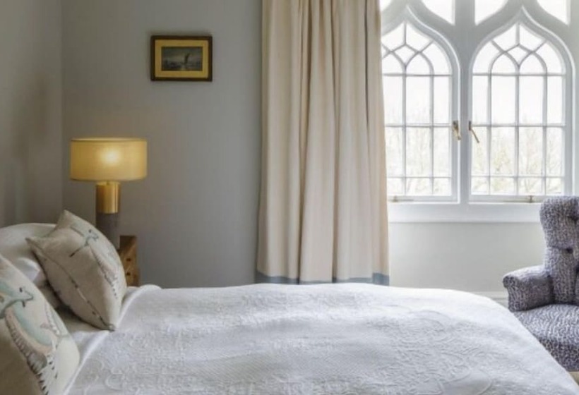 هتل Penally Abbey