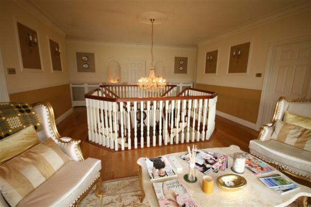 Plas Y Dderwen Bed And Breakfast