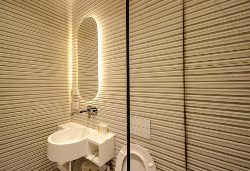 The Crown Boutique Hotel & Spa