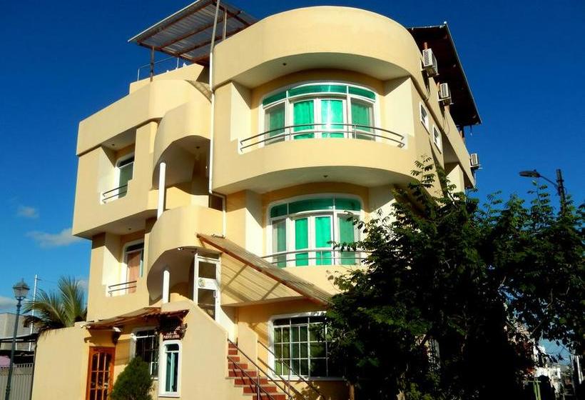 Hostel Ariana S Galapagos Hostal