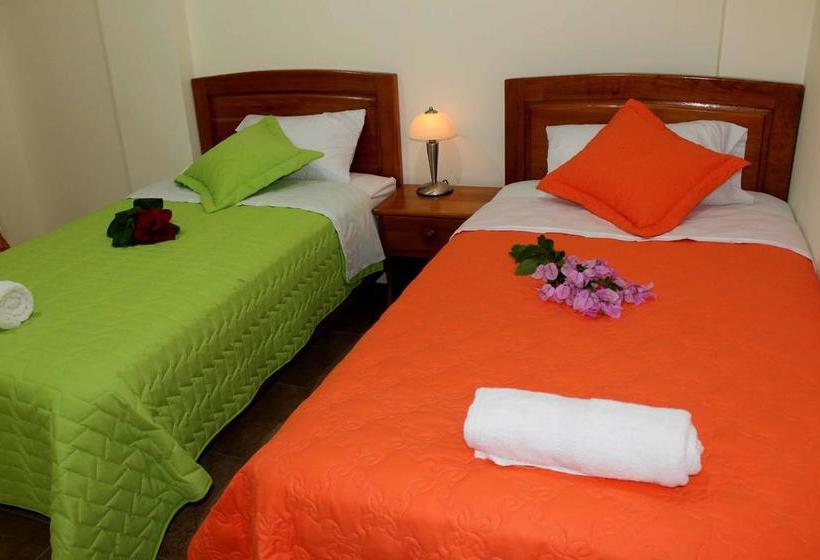 Hostel Ariana S Galapagos Hostal