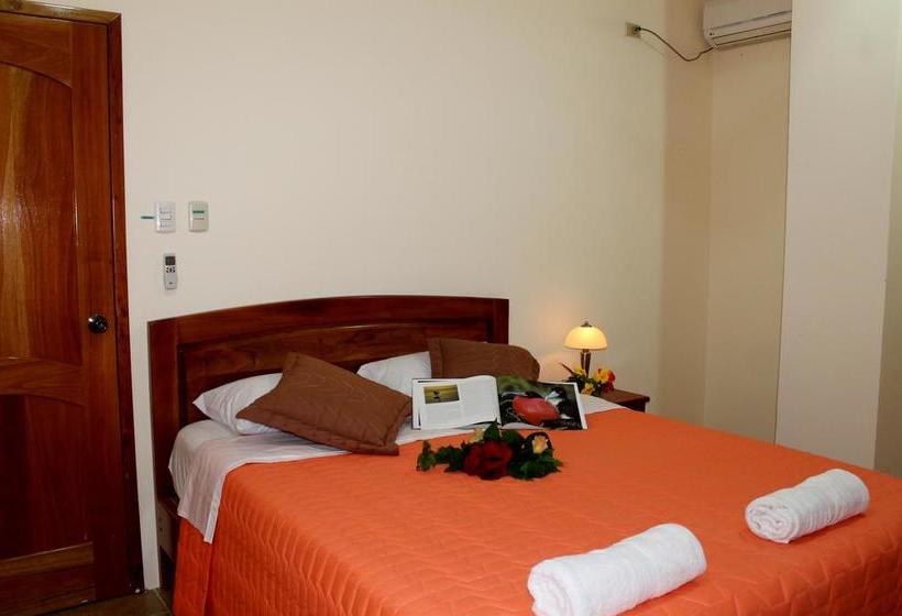 Hostel Ariana S Galapagos Hostal