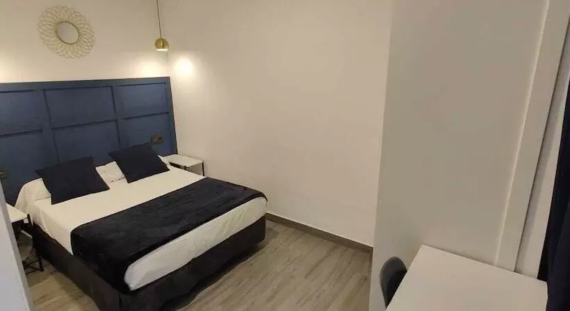 هاستل Rooms Los Montes