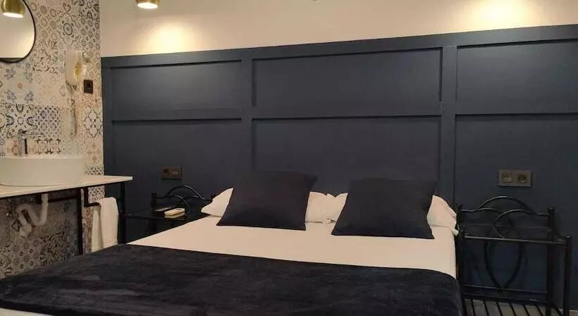 هاستل Rooms Los Montes